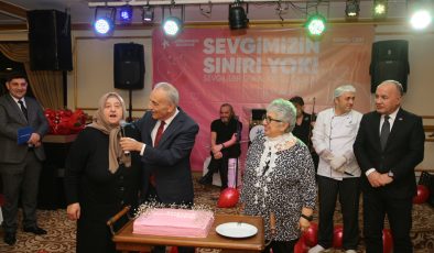 KÜÇÜKÇEKMECE’DE 65 YAŞ ÜSTÜ ÇİFTLER, 14 ŞUBAT YEMEĞİ’NDE BULUŞTU